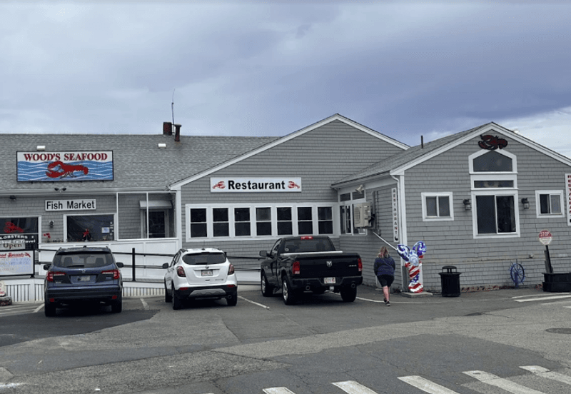 Right on the Wharf: Location and Setting Right on the Wharf: Location and Setting