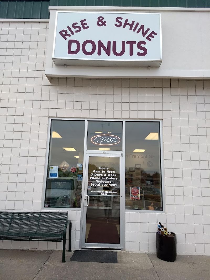 Rise & Shine Donuts, Fremont, Nebraska