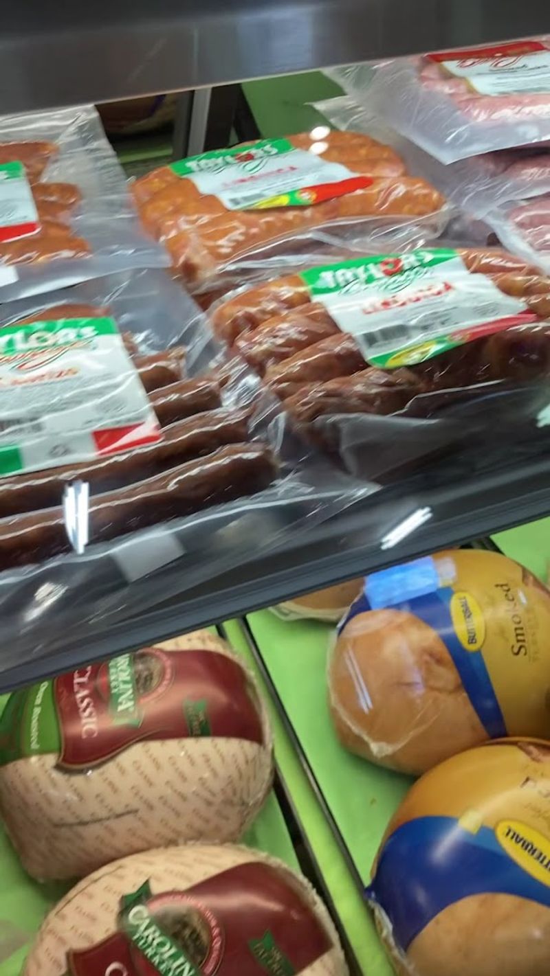 Road-Trip Ready: Grab-and-Go Options for Travelers Road-Trip Ready: Grab-and-Go Options for Travelers