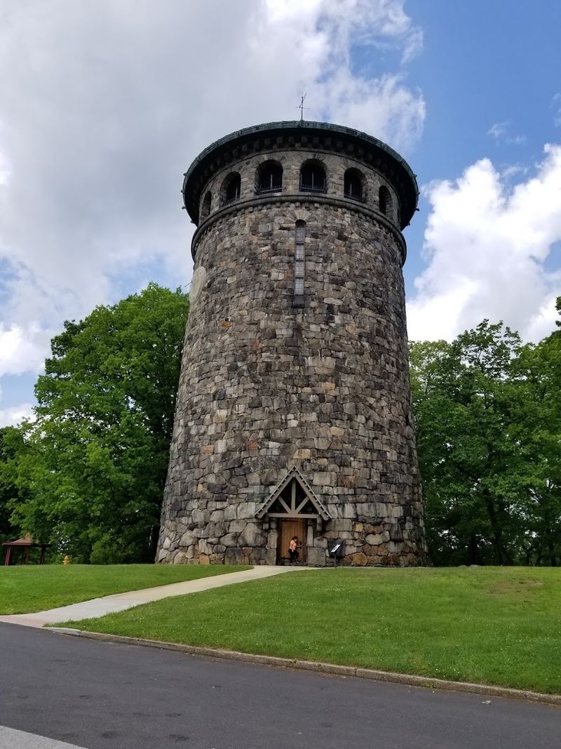 Rockford Tower: The 115-Foot Stone Sentinel with Panoramic Views