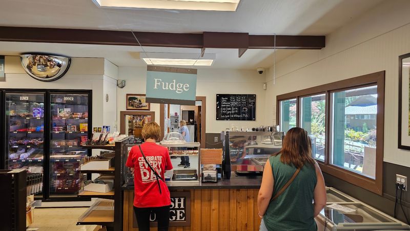 Rockport Community and Small-Town Warmth: Where Everyone Nods Hello