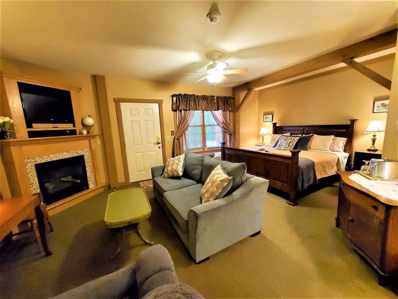 Rooms Designed for Genuine Rest Rooms Designed for Genuine Rest