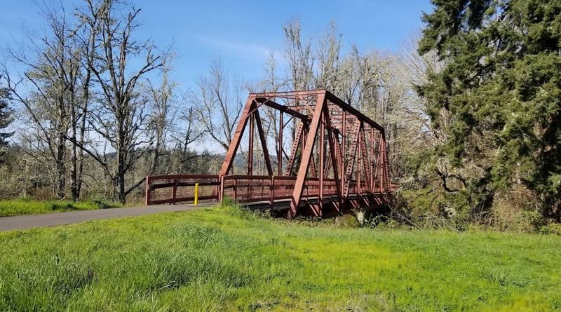 Row River Trail and Covered Bridges — Cottage Grove, Oregon Row River Trail and Covered Bridges — Cottage Grove, Oregon