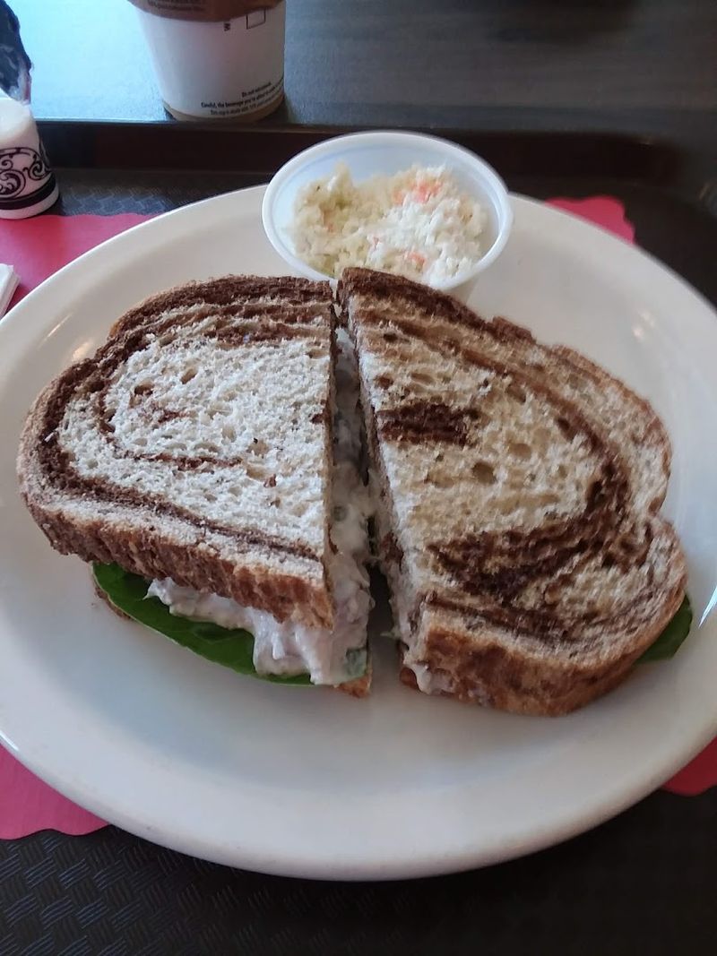 Sandwiches, Soups, and Salads That Earn Repeat Visits Sandwiches, Soups, and Salads That Earn Repeat Visits