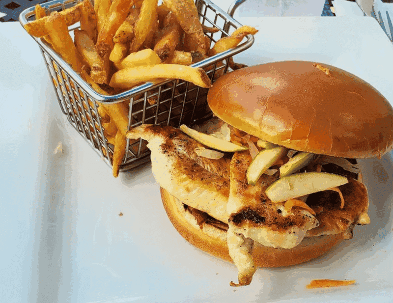 Sandwiches That Punch Above Their Weight Sandwiches That Punch Above Their Weight