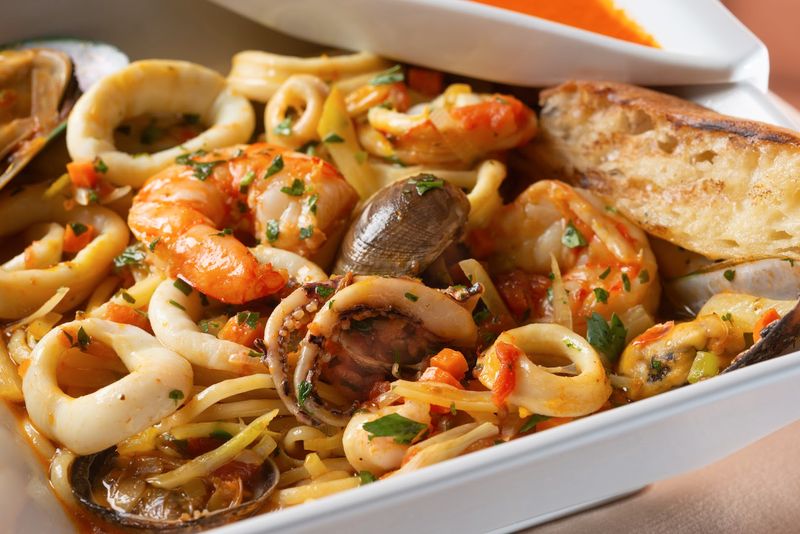 Seafood Dishes That Steal the Spotlight Every Time Seafood Dishes That Steal the Spotlight Every Time