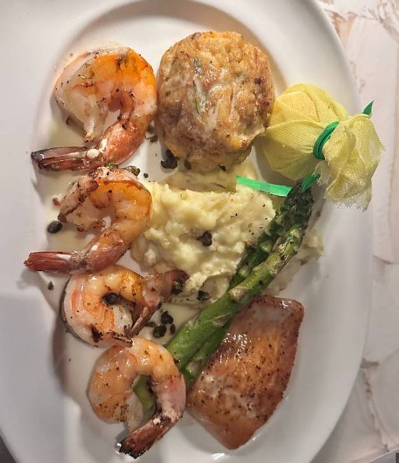 Seafood Highlights Worth Ordering Twice Seafood Highlights Worth Ordering Twice