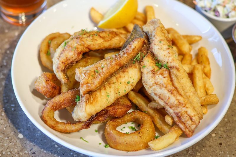 Seafood that fits the setting Seafood that fits the setting