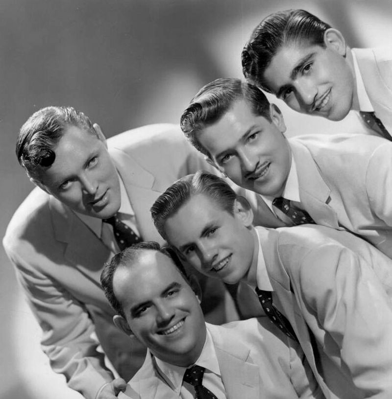 See You Later, Alligator – Bill Haley & His Comets (1956) See You Later, Alligator – Bill Haley & His Comets (1956)