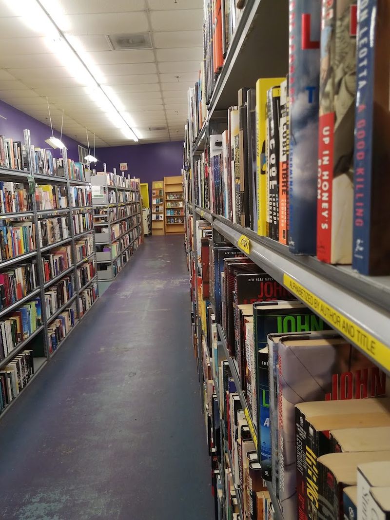 Selling Your Old Books Back for Store Credit Selling Your Old Books Back for Store Credit