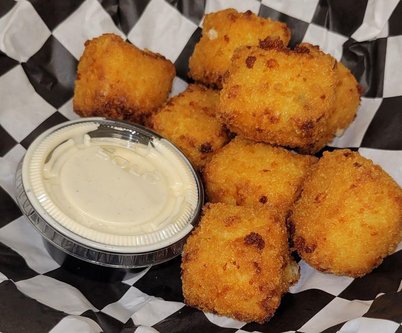 Sides, Snacks, and the Cheese Curds You Should Not Skip Sides, Snacks, and the Cheese Curds You Should Not Skip