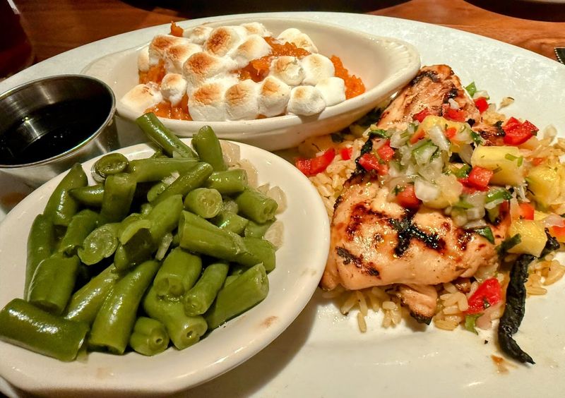 Sides and Plates That Complete the Meal Sides and Plates That Complete the Meal