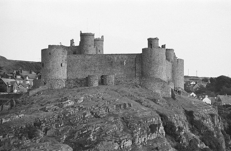 Siege of Harlech Castle, Wales, 1468 Siege of Harlech Castle, Wales, 1468