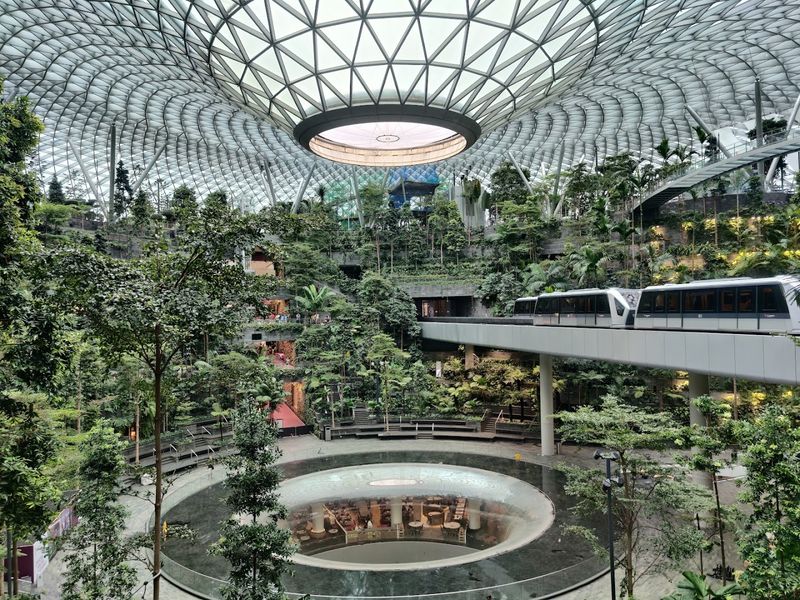 Singapore Changi Airport (SIN) - Singapore