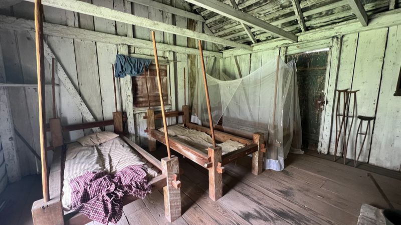 Slave Quarters and the Honest History Slave Quarters and the Honest History