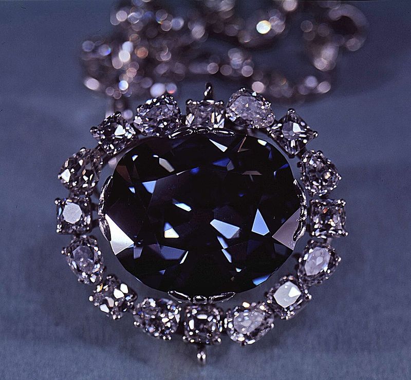 Smithsonian National Museum of Natural History, Washington, D.C. – Hope Diamond