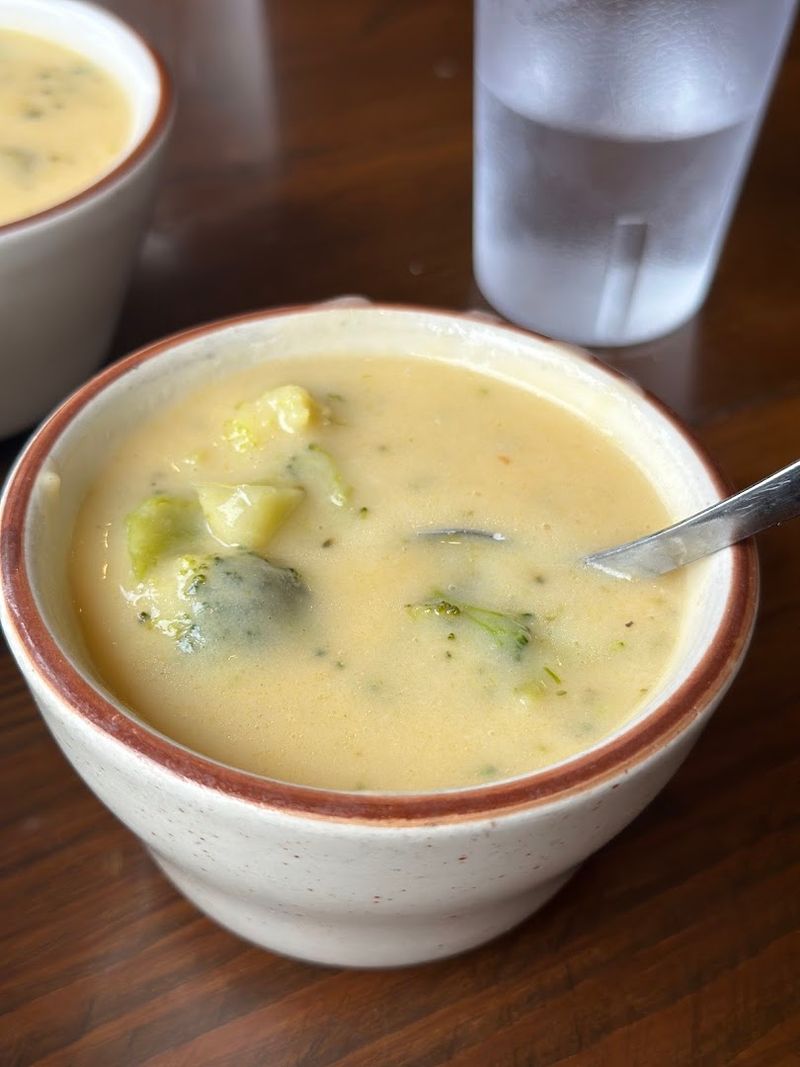 Soups That Compete With the Sandwiches for Attention Soups That Compete With the Sandwiches for Attention