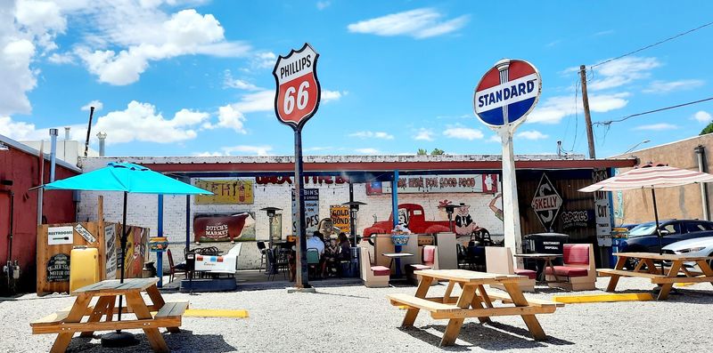 Sparky's Burgers BBQ and Espresso, Hatch, New Mexico