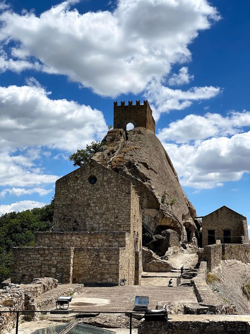 Sperlinga Rock Village, Sperlinga, Sicily, Italy