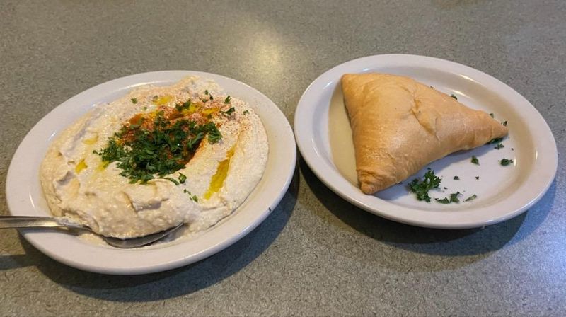 Spinach Pie and the Loyal Regulars Who Swear by It Spinach Pie and the Loyal Regulars Who Swear by It