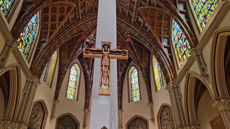 Stained Glass That Transforms Light