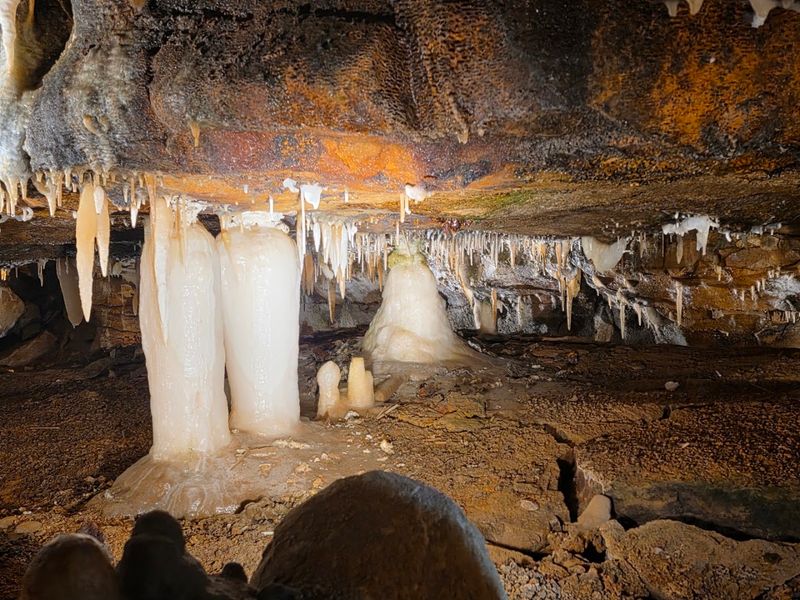 Stalactites, Stalagmites, and Soda Straws Stalactites, Stalagmites, and Soda Straws