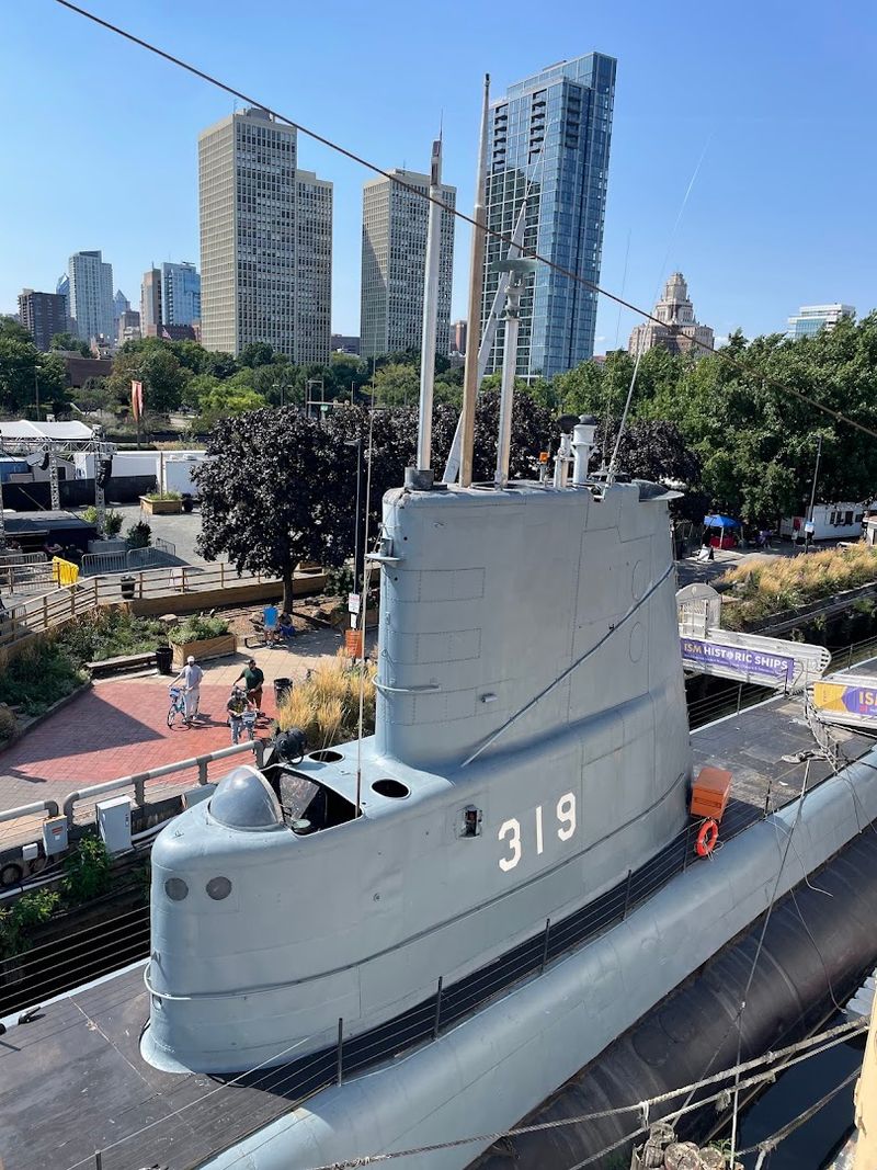 Submarine Becuna at Independence Seaport Museum, Philadelphia, Pennsylvania Submarine Becuna at Independence Seaport Museum, Philadelphia, Pennsylvania