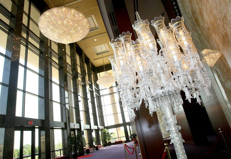 Swarovski Crystal Chandeliers That Steal the Show Swarovski Crystal Chandeliers That Steal the Show