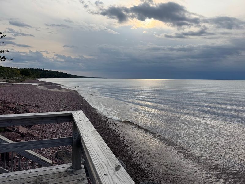 That View of Lake Superior Will Stop You Mid-Bite That View of Lake Superior Will Stop You Mid-Bite