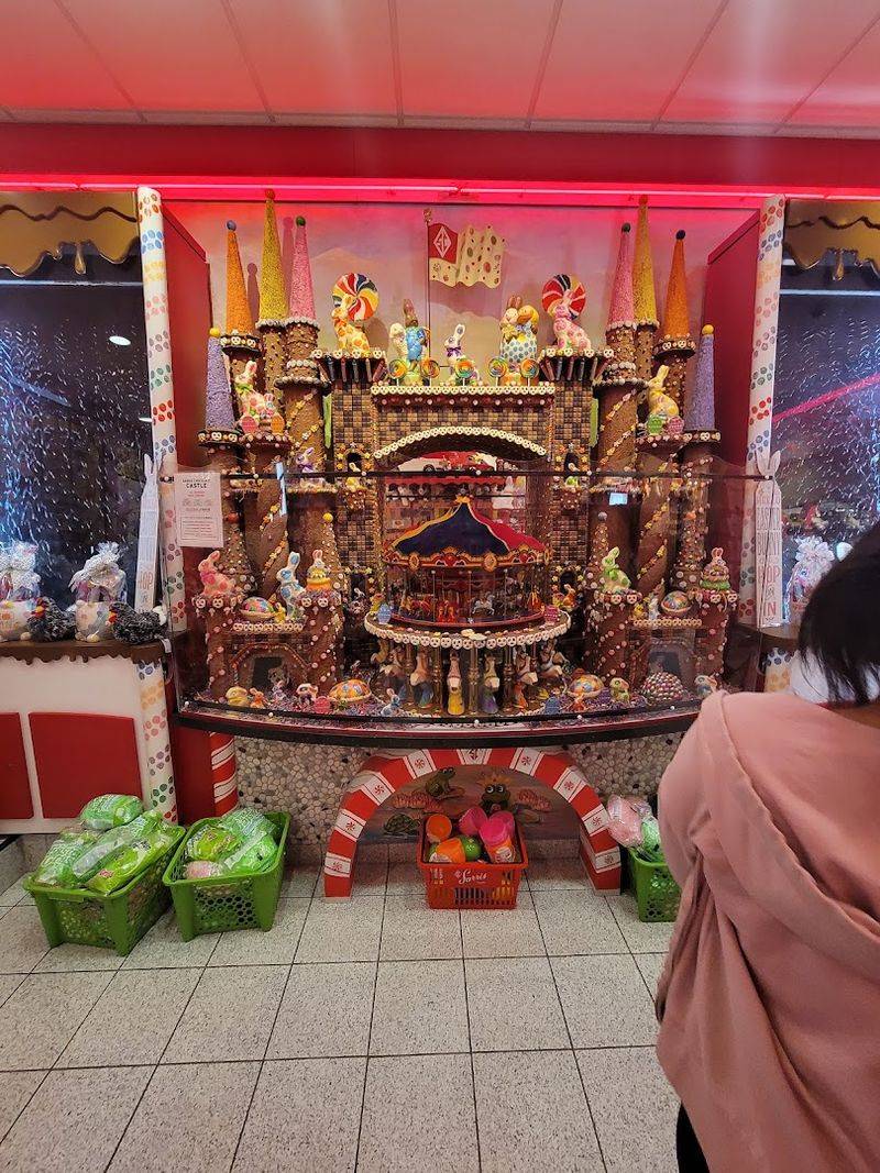 The 1,500-Pound Chocolate Castle That Stops Everyone Cold The 1,500-Pound Chocolate Castle That Stops Everyone Cold