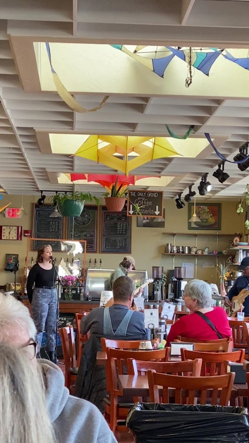 The Atmosphere Inside the Dining Room