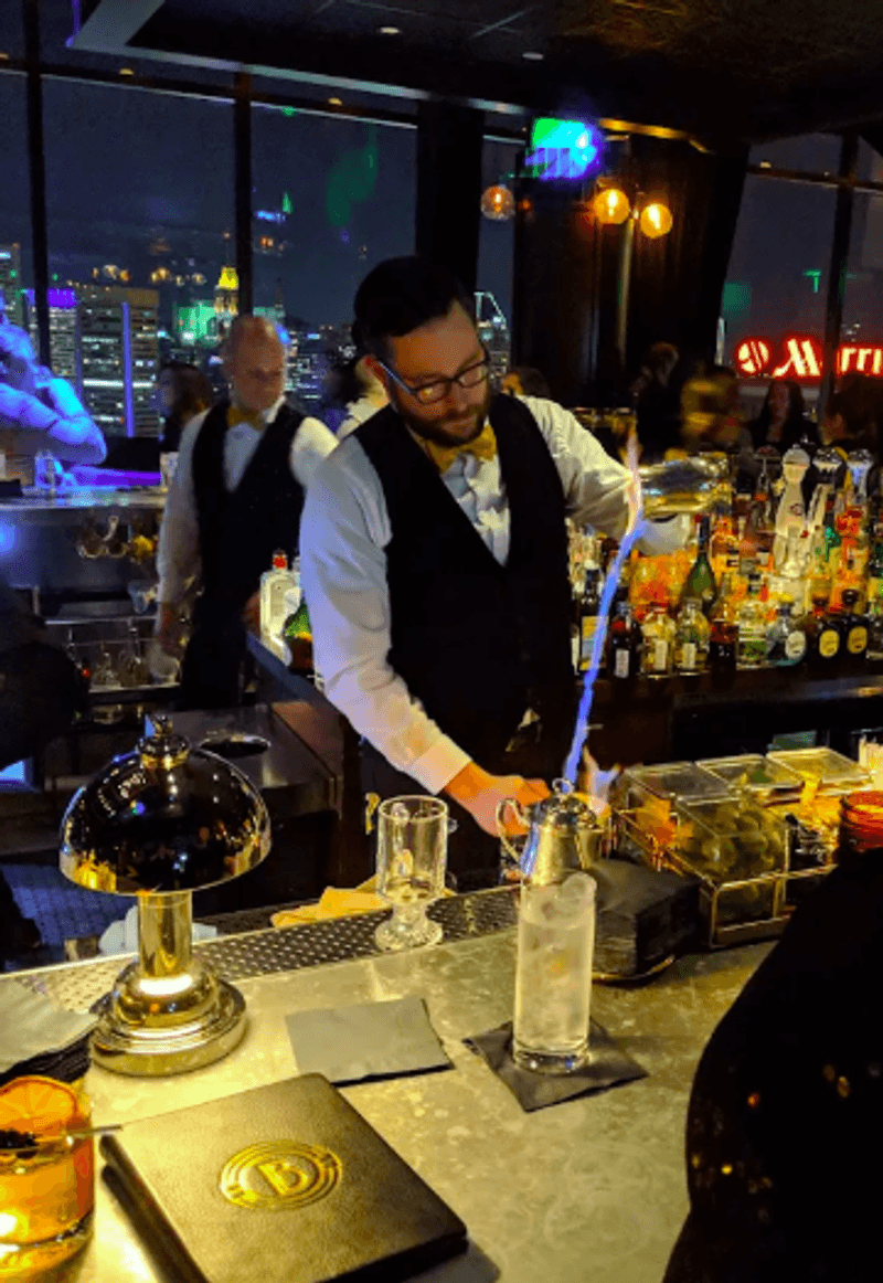 The Bar Scene After Dark The Bar Scene After Dark