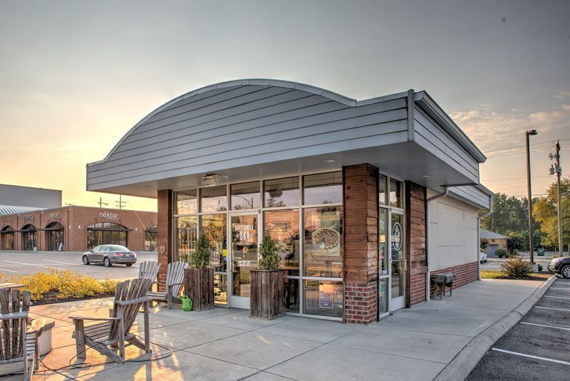 The Bearden Neighborhood: A Good Reason to Make the Drive