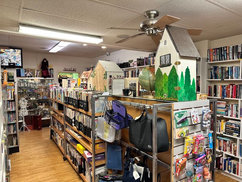 The Book Room That Keeps Visitors Coming Back for More