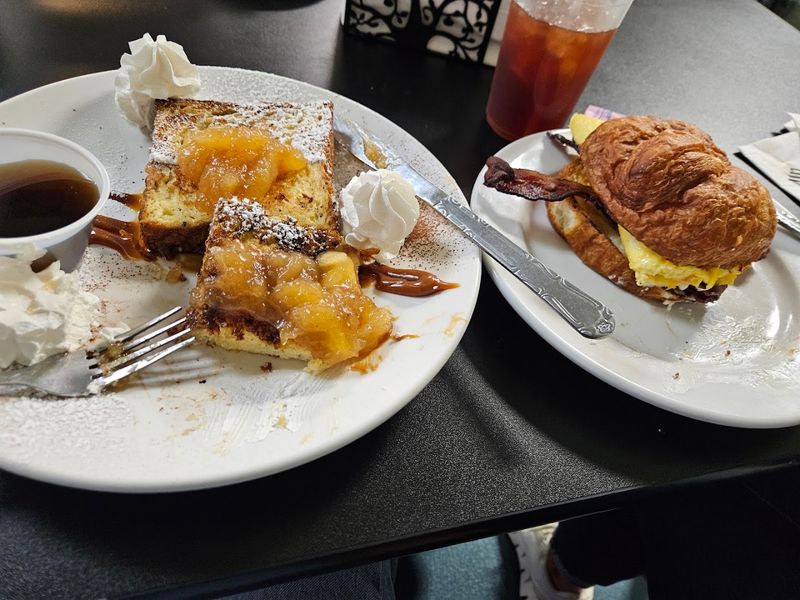 The Breakfast Menu That Stops People in Their Tracks The Breakfast Menu That Stops People in Their Tracks