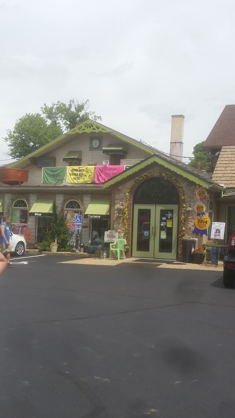 The Broad Run Cheese House and Local Dairy Traditions The Broad Run Cheese House and Local Dairy Traditions