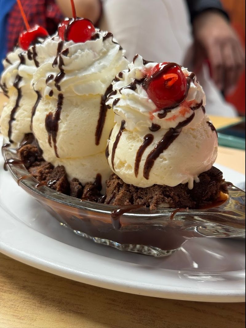 The Brownie Delight Sundae Deserves Special Mention The Brownie Delight Sundae Deserves Special Mention