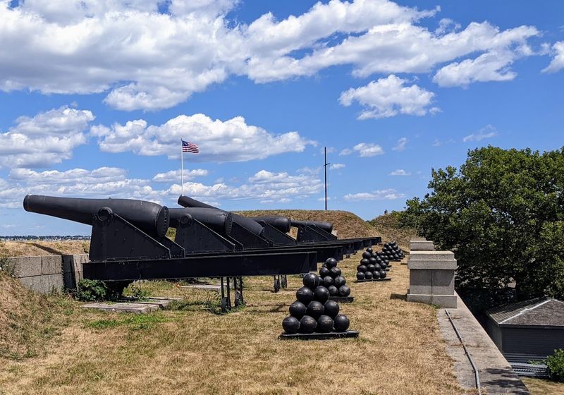 The Cannons That Commanded the Harbor The Cannons That Commanded the Harbor