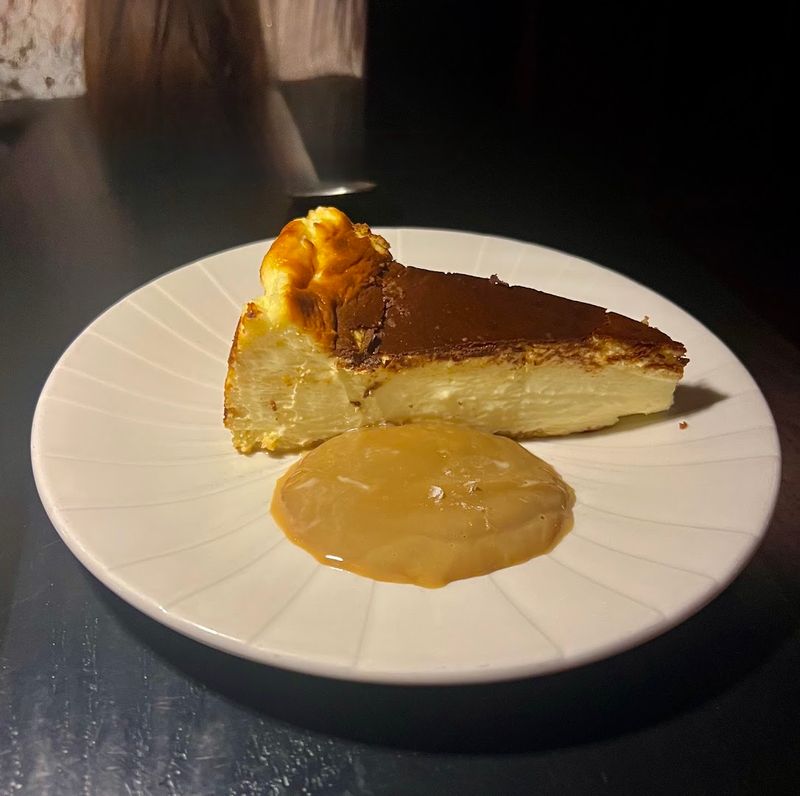 The Cheesecake That Closes the Night on a High Note The Cheesecake That Closes the Night on a High Note