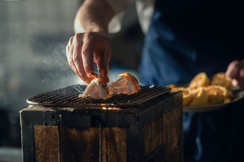 The Chef Behind the Plates The Chef Behind the Plates