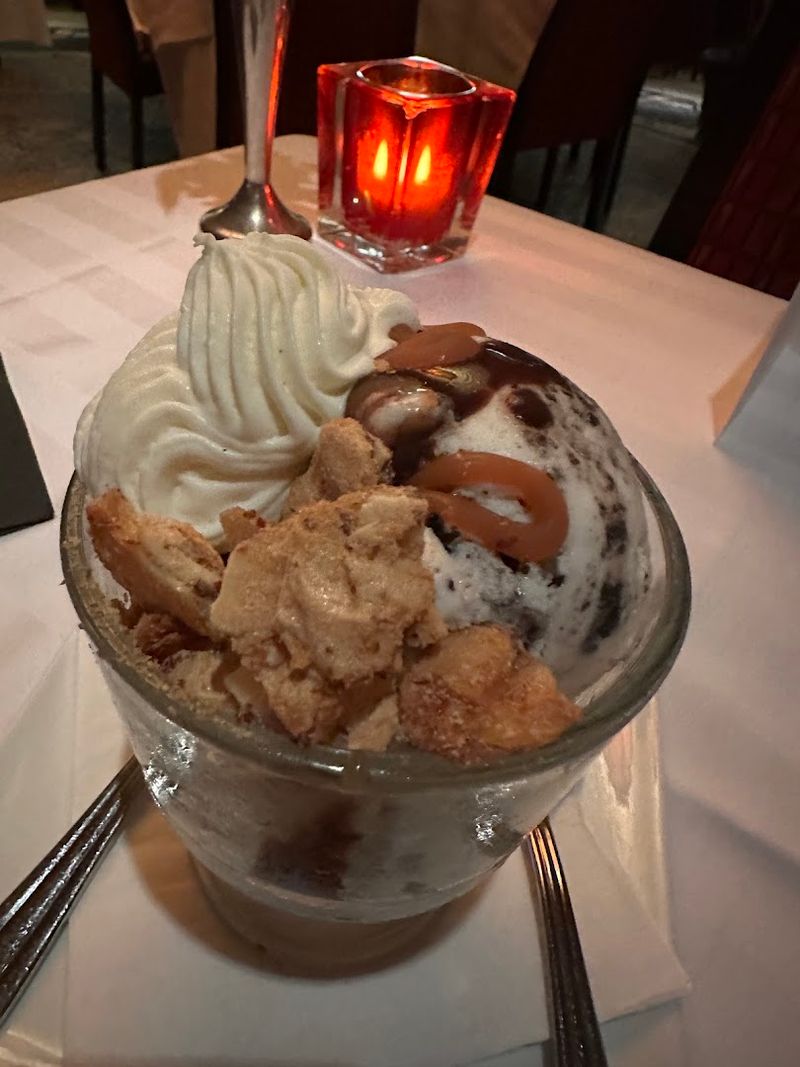 The Chocolate Souffle That Earns Its Own Reservation Strategy