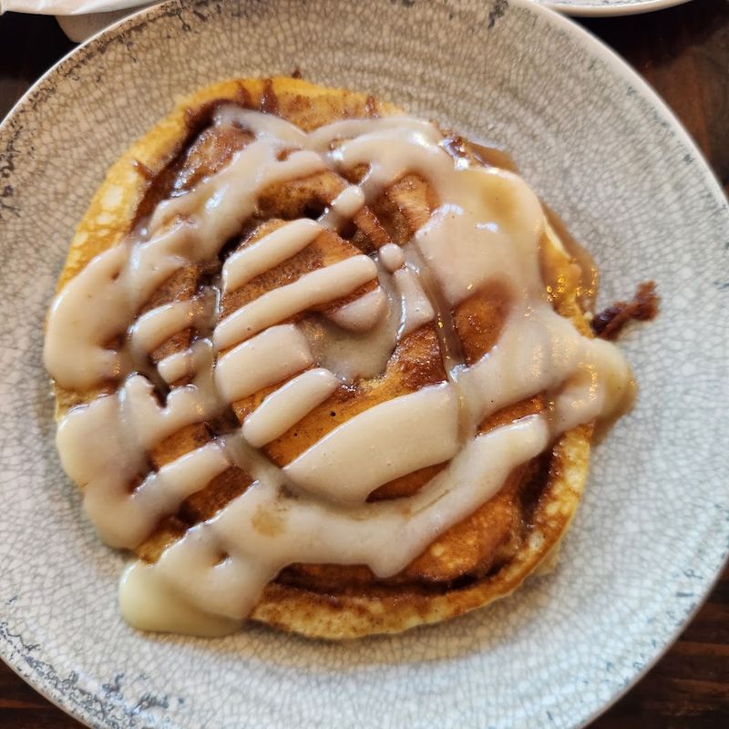 The Cinnamon Roll Pancake That Keeps People Coming Back The Cinnamon Roll Pancake That Keeps People Coming Back