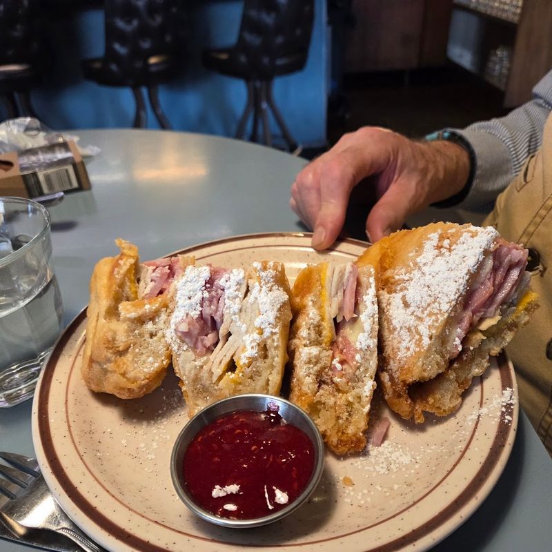 The Classic Reuben That Holds Its Own The Classic Reuben That Holds Its Own