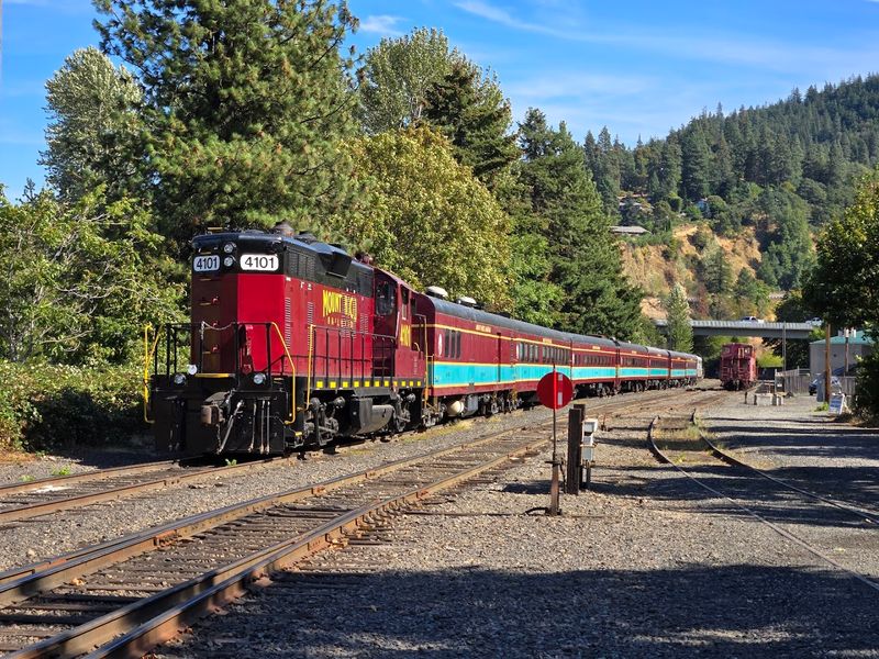 The Classic Train Excursion: Sit Back and Enjoy the Ride The Classic Train Excursion: Sit Back and Enjoy the Ride