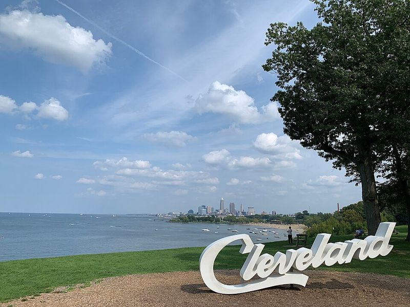 The Cleveland Script Sign and Its Lakefront Setting