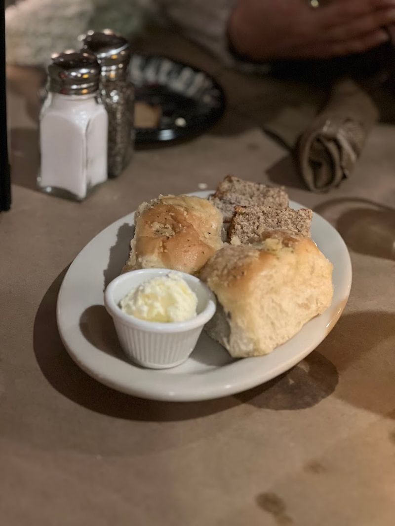 The Complimentary Welcome That Starts Before Your Order