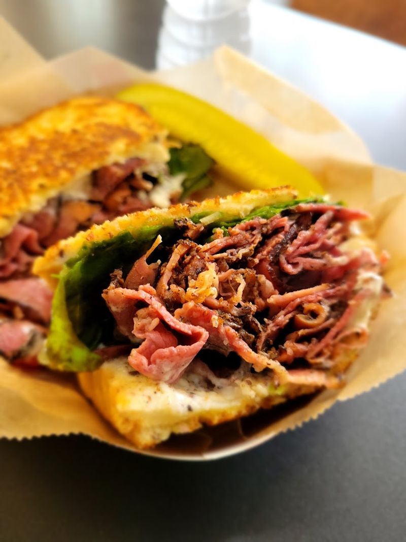 The Corned Beef Sandwiches That Started the Legend The Corned Beef Sandwiches That Started the Legend