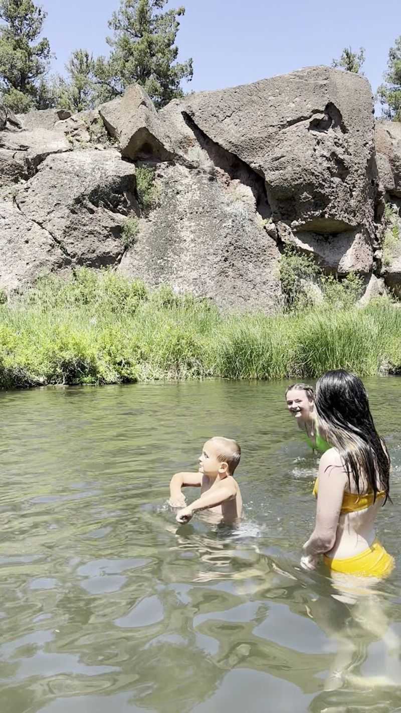 The Deschutes River Float That Beats the Downtown Crowds