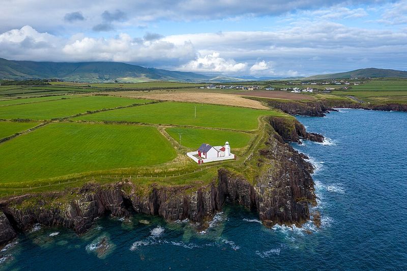 The Dingle Way, Ireland The Dingle Way, Ireland