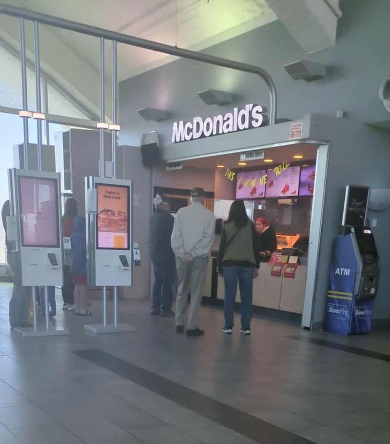 The Food Court Setup and What You Can Order